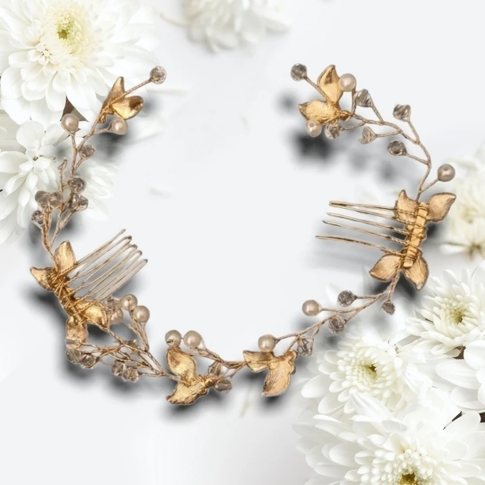 Beautiful Hair Wreath - white, crystal, goldtone NWT